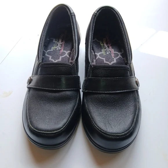 Skechers | Shoes | Sz65 Womens Skechers Relax Fit Memory Foam Loafers | Poshmark Skechers | Shoes | Sz65 Womens Skechers Relax Fit Memory Foam Loafers | Poshmark